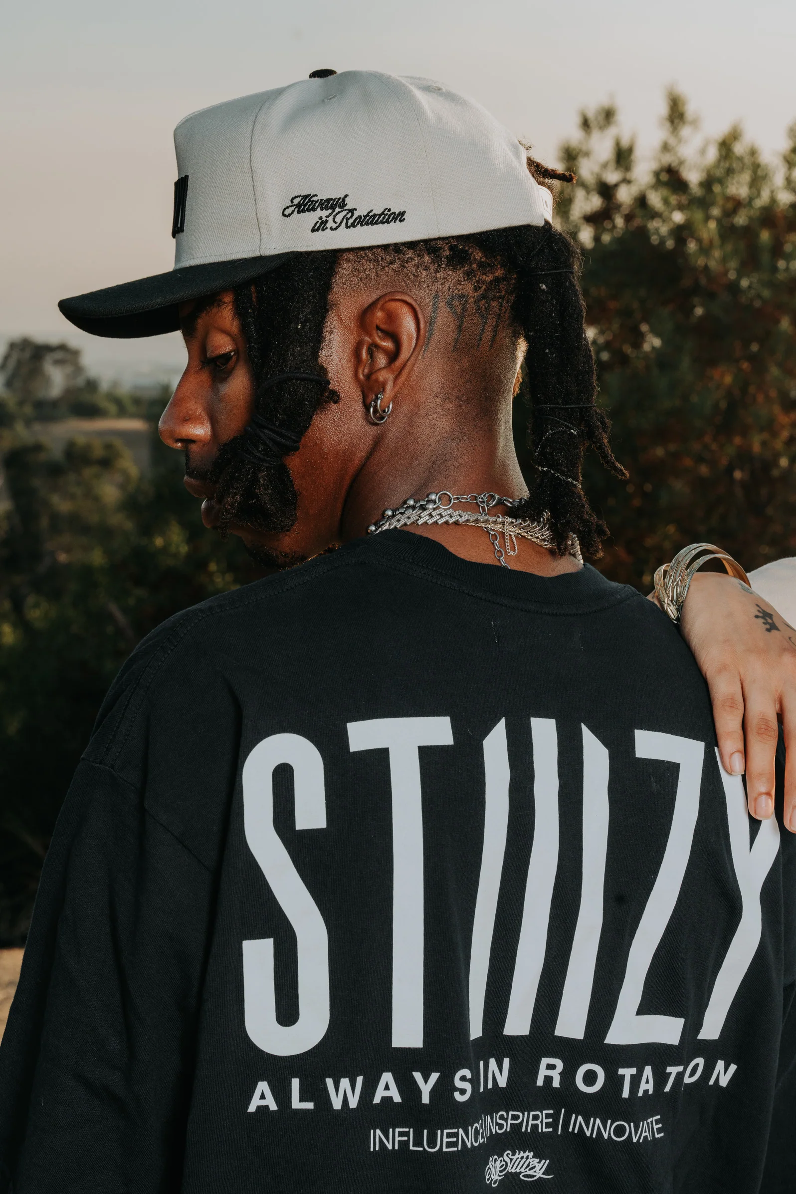 STIIIZY AIR SNAPBACK HAT - CREAM & NAVY - Image 4